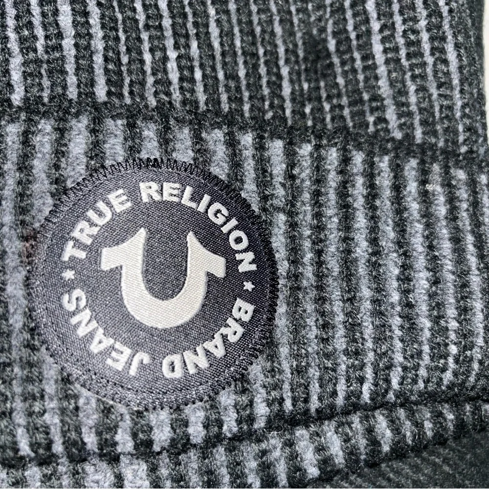 True Religion Hat Scarf Set NWOT - Picture 2 of 3